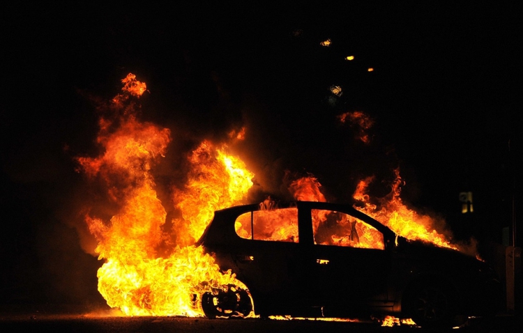 В Екатеринбурге по ночам регулярно горят автомобили, фото - trassae95.com
