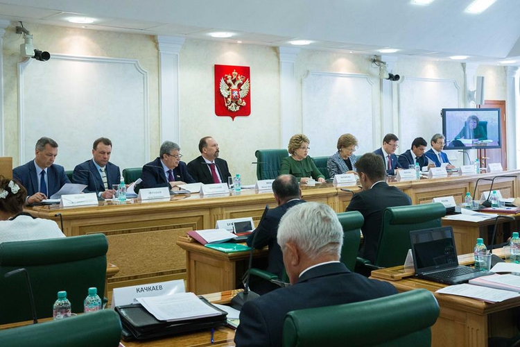 В Совете Федерации обсудили шаги по повышению энергоэффективности сферы ЖКХ