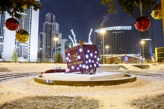«Рождественский сквер» открылся на площадке перед театром драмы