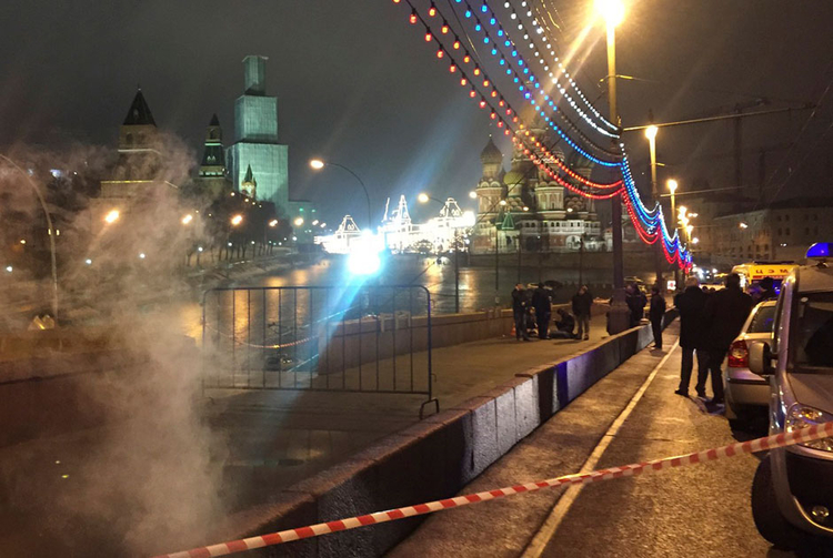 Оппозиционер Борис Немцов убит в центре Москвы, фото - AP, EastNews