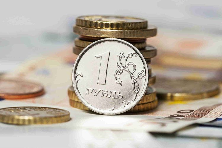 Курс рубля поднялся по отношению к доллару и евро, фото - cont.ws