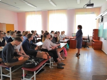 Финалисты конкурса «Лидеры России» провели уроки карьеры в школах Свердловской области Финалисты конкурса «Лидеры России» провели уроки карьеры в школах Свердловской области