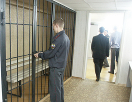 Жительница Карпинска приговорена к реальному лишению свободы за неуплату алиментов