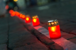 В Екатеринбурге почтили память жертв ДТП