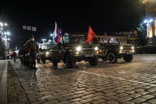 В Екатеринбурге состоится первая совместная тренировка парадных расчетов и механизированной колонны ЦВО В Екатеринбурге состоится первая совместная тренировка парадных расчетов и механизированной колонны ЦВО