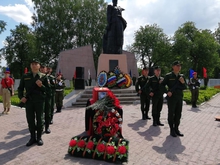 В Свердловской области торжественно захоронили останки лейтенанта Шевелева