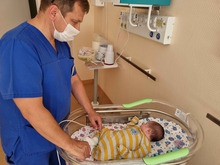 В Свердловской области впервые применили метод кардиоверсии при лечении аритмии у младенца В Свердловской области впервые применили метод кардиоверсии при лечении аритмии у младенца