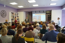 Жители Екатеринбурга смогут стать вольнослушателями на лекциях Уральского гуманитарного института УрФУ Жители Екатеринбурга смогут стать вольнослушателями на лекциях Уральского гуманитарного института УрФУ