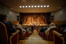 Глава Екатеринбурга провел рабочую встречу с руководителями учреждений социальной сферы Глава Екатеринбурга провел рабочую встречу с руководителями учреждений социальной сферы