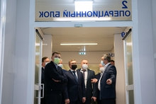 Евгений Куйвашев высоко оценил потенциал центра «Микрохирургия глаза» Евгений Куйвашев высоко оценил потенциал центра «Микрохирургия глаза»