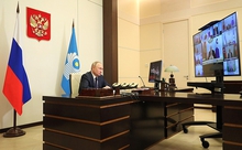 Путин поручил обеспечить работающим два выходных на вакцинацию от COVID-19 Путин поручил обеспечить работающим два выходных на вакцинацию от COVID-19
