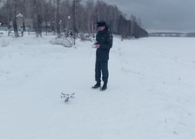 Сотрудники МЧС России проводят мониторинг обстановки на водоемах с помощью дронов