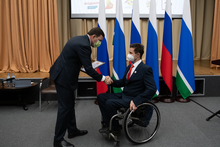 Евгений Куйвашев дал поручение организовать обучение паралимпийцев в училище олимпийского резерва Евгений Куйвашев дал поручение организовать обучение паралимпийцев в училище олимпийского резерва