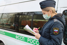 В Екатеринбурге судебные приставы взыскали долг по ЖКХ более 800 тысяч рублей