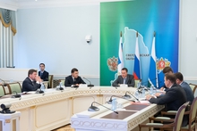 Евгений Куйвашев заявил о господдержке сферы АПК на уровне 4,2 миллиарда рублей Евгений Куйвашев заявил о господдержке сферы АПК на уровне 4,2 миллиарда рублей