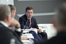 Евгений Куйвашев поручил правительству региона подготовить документ, запрещающий введение новых требований к бизнесу