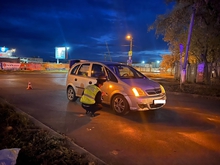 В Каменске-Уральском мужчина сбил 14-летнюю девочку и двухлетнего ребенка