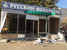 Приставы демонтировали киоск на улице Восточной в Екатеринбурге