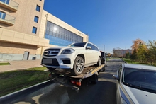 Екатеринбуржец лишился одного из «Мерседесов» из-за долгов