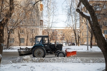 Для уборки улиц Екатеринбурга выйдут 397 рабочих и 179 единиц спецтехники