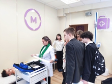 В Свердловском областном медколледже стартовали экскурсии и мастер-классы для школьников