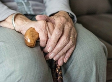 Сиделку, которая избила 95-летнюю пенсионерку в Екатеринбурге, отправили на принудительное лечение