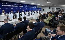 Евгений Куйвашев работает на площадке Конгресса молодых ученых в Сириусе