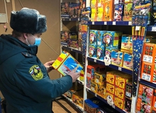 В Екатеринбурге проводятся рейды по незаконным точкам продажи пиротехники