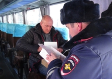 В Екатеринбурге Госавтоинспекция проверяет автобусы, перевозящие детей