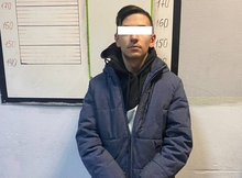 В Екатеринбурге у 19-летнего парня нашли целую партию наркотиков и арсенал оружия