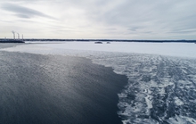 Спасатели мониторят лед с помощью беспилотников на водоемах Свердловской области Спасатели мониторят лед с помощью беспилотников на водоемах Свердловской области