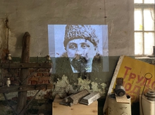 Нейросеть «оживит» Ленина, Бажова, Де Геннина и Мамина-Сибиряка на заводских стенах