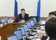 Евгений Куйвашев направил 19 миллионов рублей Карпинску на покупку жилья для погорельцев