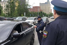 На дорогах Екатеринбурга «умные» камеры обнаружили 40 водителей-должников