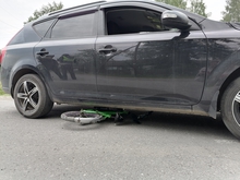 В Серове 14-летний водитель, управлявший автомобилем, сбил ребенка-велосипедиста