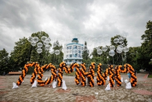 На набережной Исети в Екатеринбурге появилась гигантская надпись «Помним»