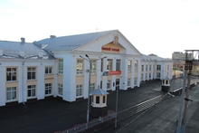 Транспортные полицейские Нижнего Тагила сняли с крыши поезда путешественника - экстремала