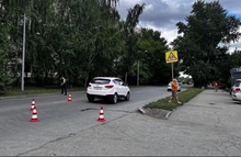 На Бисертской в Екатеринбурге иномарка сбила ребенка, который перебегал дорогу рядом с пешеходным переходом