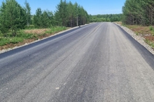 Дорожники приступили к укладке финишного слоя асфальтобетона на подъездах к Таежному