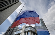 Торжественная церемония в честь Дня флага Российской Федерации состоялась в Екатеринбурге Торжественная церемония в честь Дня флага Российской Федерации состоялась в Екатеринбурге