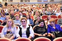 Лучшие учителя удостоены звания Заслуженный учитель Свердловской области Лучшие учителя удостоены звания Заслуженный учитель Свердловской области