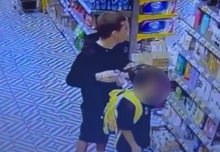 Полицейские Екатеринбурга разыскивают воришку, который привлек в свои криминальные дела ребенка