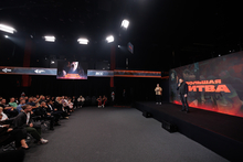 В Екатеринбурге показали первый эпизод документального сериала «Большая битва» с участием уральских бойцов ММА
