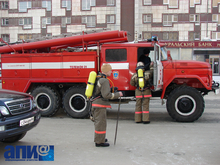 В Екатеринбурге при пожаре в многоквартирном доме погиб мужчина