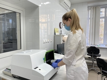 Свердловские медики получили новое оборудование экспертного уровня для расширенного скрининга новорожденных