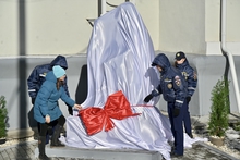 ​​Памятник первому учителю появился в Екатеринбурге