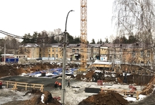 Более 1,6 миллиарда рублей направят на строительство восьми поликлиник в Свердловской области
