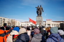 В Екатеринбурге почтили память воинов Уральского добровольческого танкового корпуса