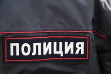 В Екатеринбурге с цистерны грузового поезда транспортные полицейские сняли путешественника