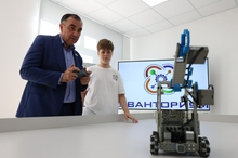 Свердловские педагоги дополнительного образования технической направленности будут получать увеличенные губернаторские премии